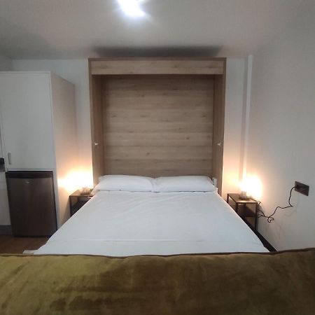 1A. Estudio Para Disfrutar Y Tapear En Ourense Esterno foto