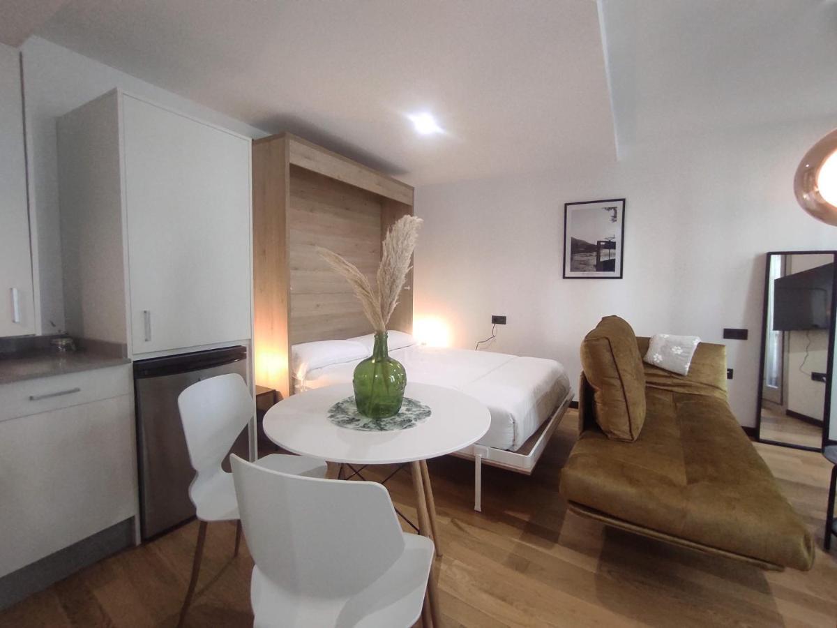 1A. Estudio Para Disfrutar Y Tapear En Ourense Esterno foto