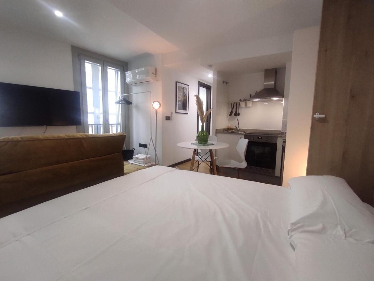 1A. Estudio Para Disfrutar Y Tapear En Ourense Esterno foto